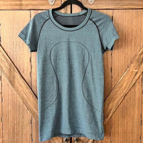 Lululemon Swiftly Tech Short Sleeve Crew Black / Desert Teal Size 8 - Picture 3 of 7